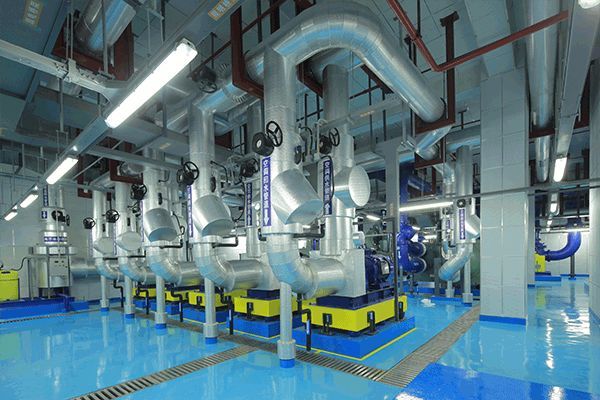 觀摩魯班獎商務(wù)中心項目的機(jī)電安裝工程!